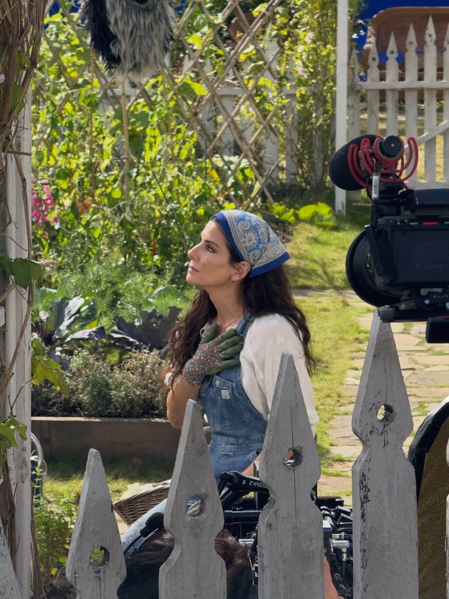 SANDRA_90q's tweet photo. Spot the wild Joey King if you can ♥️ Thank you for all the love you’ve given Practical Magic 2. If you haven’t seen the film, grab someone you love (or like 😉) and take them to the theatre. It’s where the magic happens 🪄
Zangi : 9869146117 https://t.co/nMKhZRXcKw