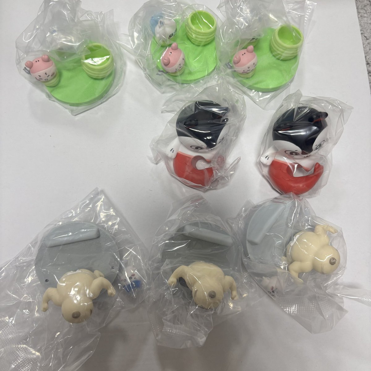 trr_o3's tweet photo. 【交換·譲渡】ちいかわ デスクトップフィギュア

譲:画像のもの
求:定価➕送料➕手数料(Yahooフリマ·メルカリ)

✧︎画像1枚目1点に付き2.3枚目どちらかから抱き合わせ1点
✧︎リプ欄⭐️印画像単体譲渡可能🉑
✧︎お譲り点数多い方優先させていただきます
✧︎Yahooフリマ＞PayPay・メルカリ https://t.co/lcoK5pROwe
