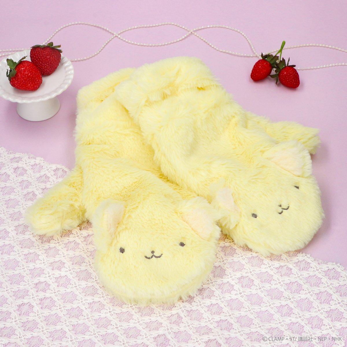 cc_takarabako's tweet photo. ✨本日発売✨ケロちゃんのお顔型になったふわふわのファーミトンです🌸親指から小指までスリットが付いているので、装着しながらスマホやタッチパネルが触れます🫧別売りの”ケロちゃんファーティペット”とセットで使えば、ケロちゃん大好きコーデの完成🎵
#ccsakura
#カードキャプターさくらTaKaRaBaKo https://t.co/YW90xfT8rI