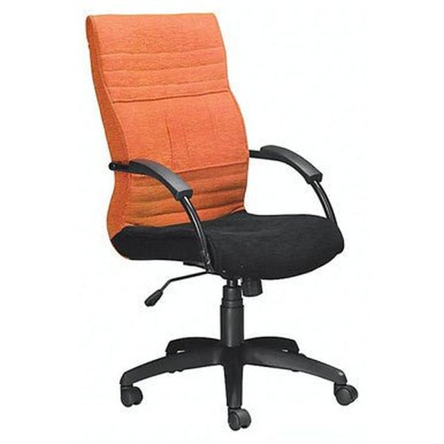 officestockgrp's tweet photo. Elevate your workspace with refined comfort.

The Kari Quilt High-Back Chair offers executive style and ergonomic support for long hours.

Delivered country wide in South Africa.

Shop Now #OfficeChair #ExecutiveStyle https://t.co/pYCDkKr8wO