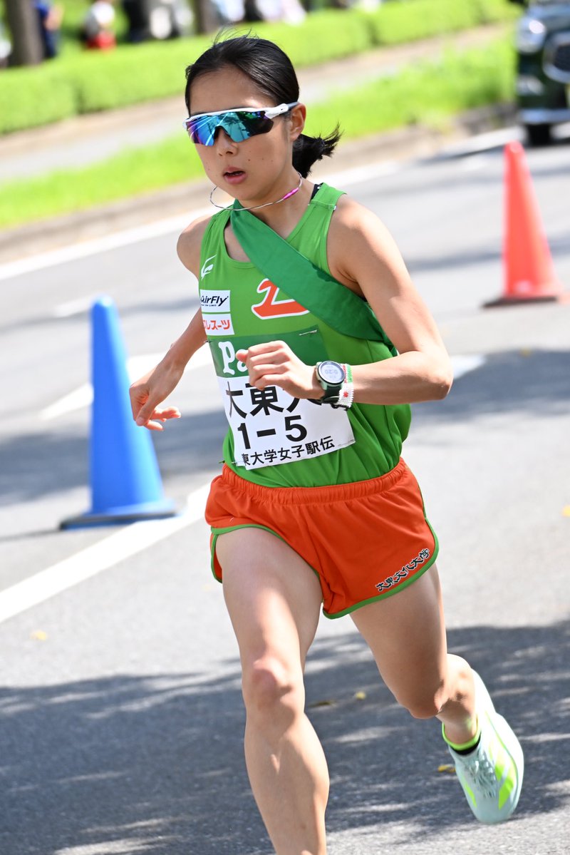 supodai's tweet photo. 【陸上競技部女子長距離】
第32回関東大学女子駅伝対校選手権大会
5区 野田真理耶 (4)選手に1位でタスキが渡りました!
#大東文化大学
#スポーツ大東編集部
#関東女子駅伝
#一芯緑hakunamatata
#BERABBITS https://t.co/gx40WbX1bU