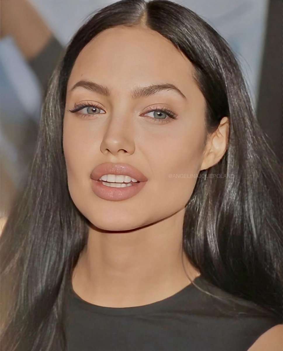 nickochelle's tweet photo. Photo by @angelina_jolie_love_ on January 22, 2024. https://t.co/iB5yD4hVCx
