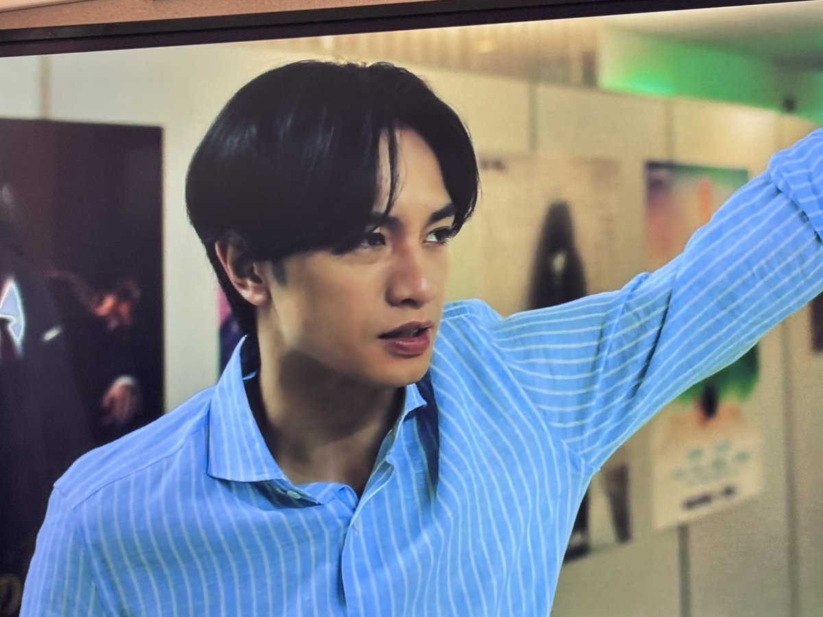 ketym443's tweet photo. お家で鑑賞🥰
#映画ラブノットコメディ
#中島健人 https://t.co/TvnancIpl2