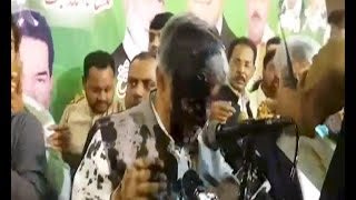 seeedshb's tweet photo. @SHABAZGIL باجوہ کے ”کپورے“ پکڑ کر منتیں کرکے ہارا ہوا الیکشن فارم ۴۷ کی جعل سازی سے جیتنے والے اس خواجہ آصف کی اپنی کیا اوقات ہے؟ یہ کل بھی ملعون جرنیلوں کا پالتو تھا، آج بھی ہے، اور یہ جرنیلوں کا پالتو ہی رہے گا جب تک اس کے ملعون جرنیل اس کے سمیت نشان عبرت بن کر واصل جہنم نہیں ہوجاتے۔۔ https://t.co/bYNoflMVgI