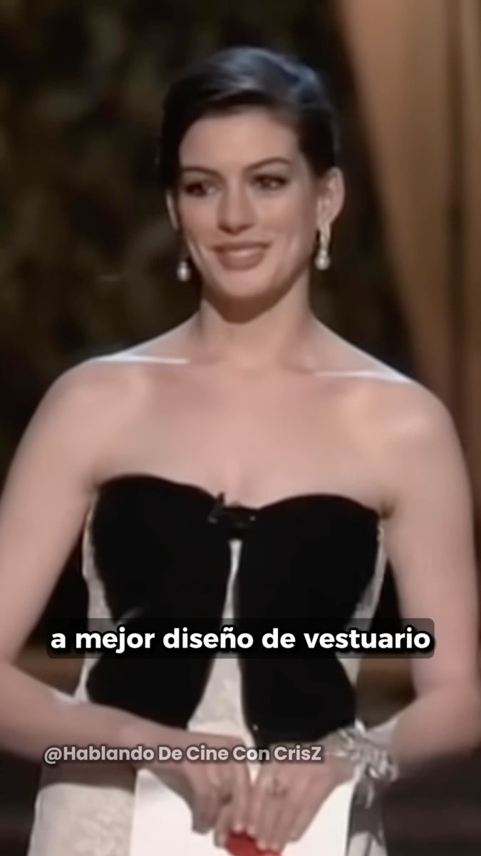 darkfire88's tweet photo. Anne Hathaway and Emily Blunt bring The Devil Wears Prada back to life at the Oscars https://t.co/G1LXabpRBD