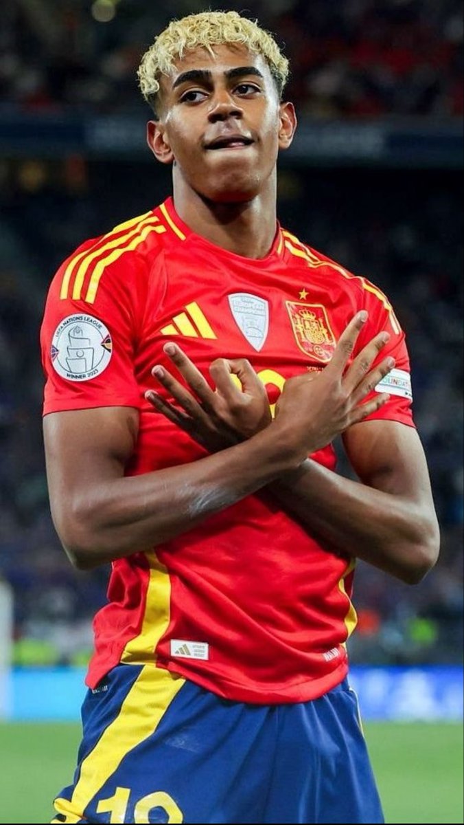 jugadoresxx1's tweet photo. ‼️VIDEO FILTRADO "LAMINE YAMAL"‼️ 
Se filtra video del jugador de España🇪🇸 "Lamine Yamal"  Lo eh conseguido y se las voy a dejar en el primer comentario. Vea verlo antes que me lo bajen⏬⏬ https://t.co/XVr0KZVLgu