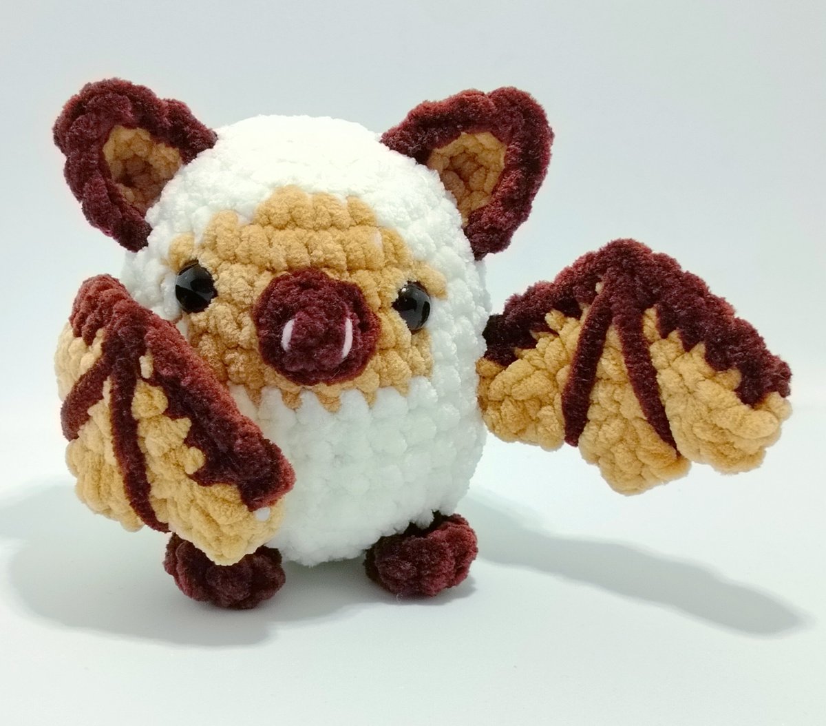 Yarnitbunny's tweet photo. A cappuccino bat. A Batpuccino.
One and only, available in my Ko-Fi shop. Your order will get this exact plush. https://t.co/bM7HVi0u5Y

#batpuccino #crochetbat #batplush https://t.co/EC29UlSeZD