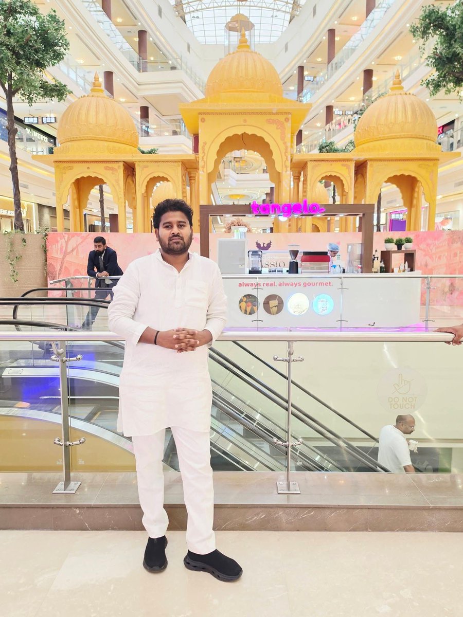 Mahendraydvmonu's tweet photo. सत्य मौन इसलिए हो जाता है क्योकि उसे पता है,
कुछ बातों का जवाब समय देता है..!! https://t.co/uhrbeQjTf1