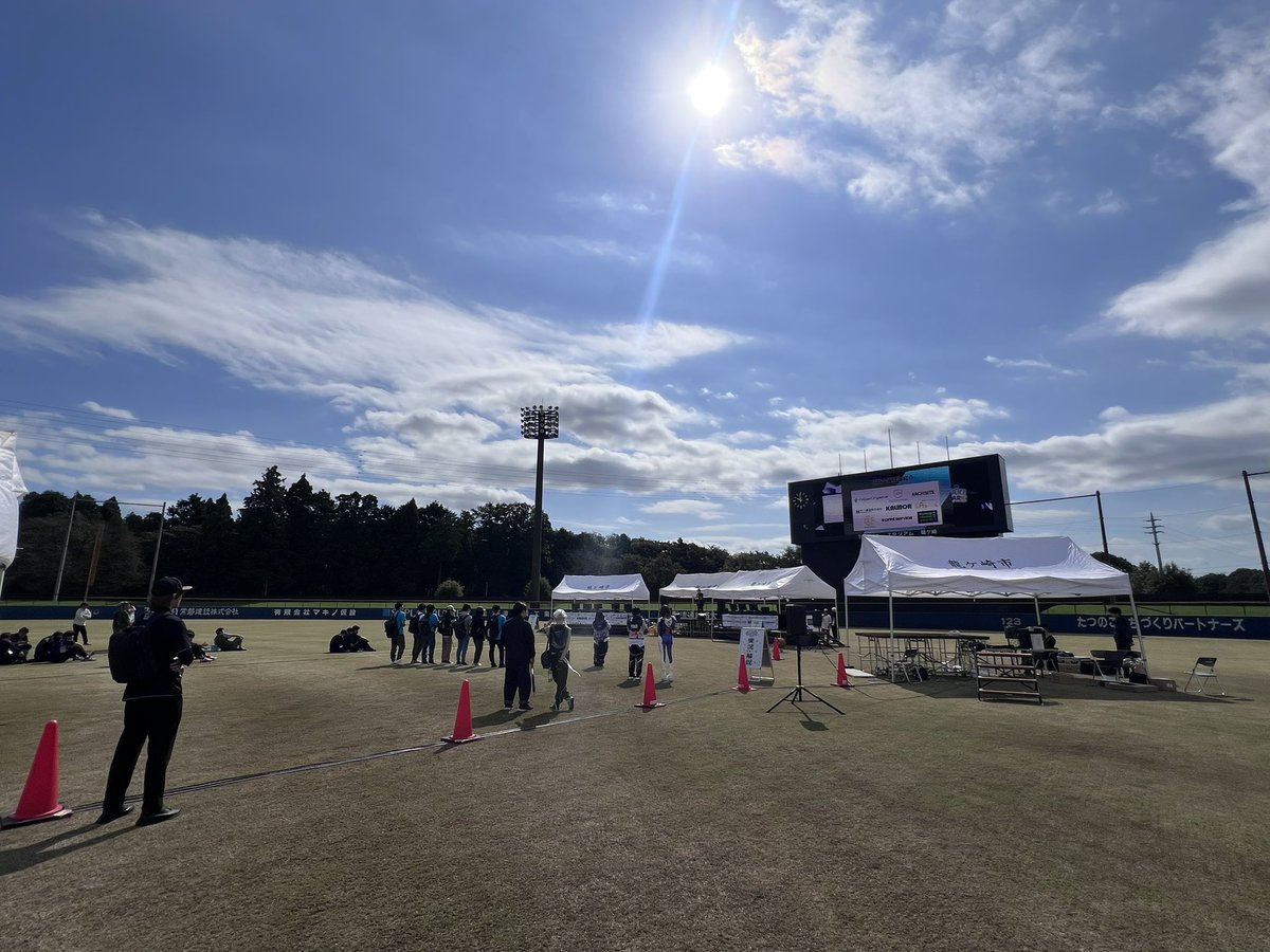 Ryugasaki_efes's tweet photo. 本日RYUGASAKI eSPORTS PARK 2026 開催中！
天候にも恵まれ開催することができました！
キッチンカーなども多数出店中！
好きなゲームのキャラのコスプレイヤーさんにも出逢えるかも👀
家族・友達・ゲーム好きのみなさん、ぜひ会場へ🔥

#ReP2026 #龍ヶ崎市 #eスポーツ #フェス https://t.co/5Dbkemo47c