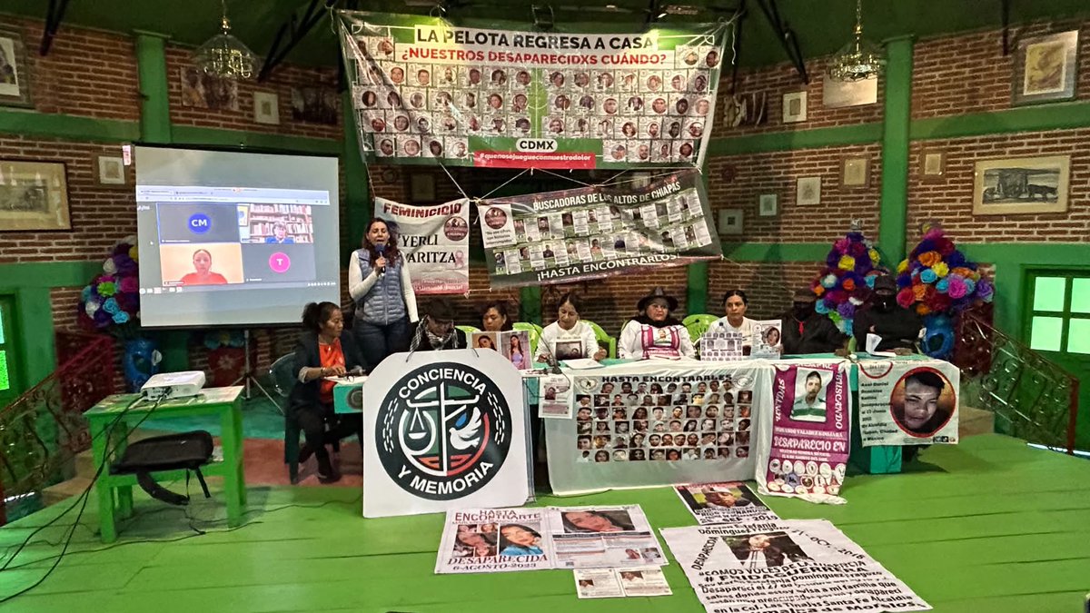 radiopozol's tweet photo. El Espacio de Conciencia y Memoria invita al conversatorio: 
Gira por la vida, capítulo México: Encuentro con Madres Buscadoras

Con la participación de:
-Comisión Sexta Zapatista
-Palabras de madres buscadoras
-Carla Zamora Lomelí
-Luis Hernández Navarro

https://t.co/g3HMN92aMh https://t.co/vFo1y4gvad