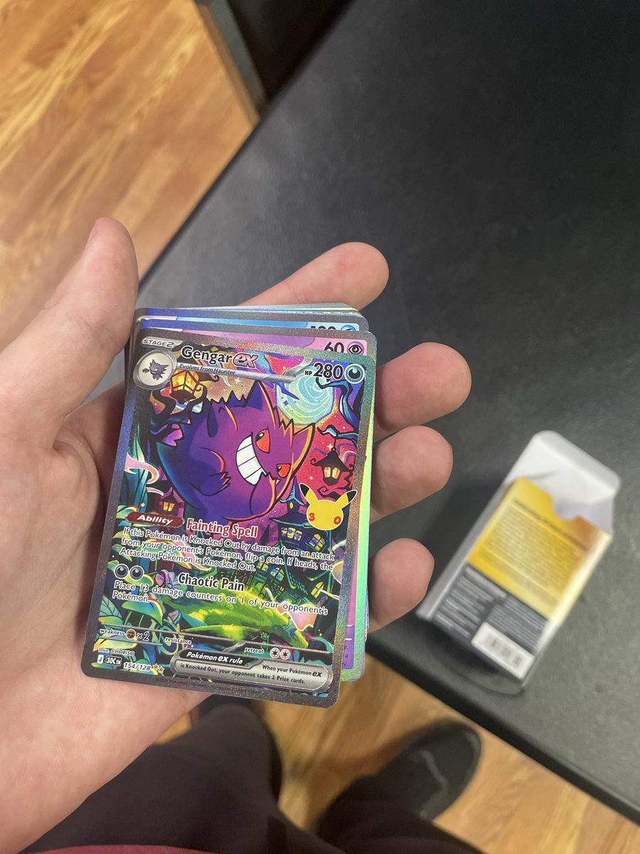Ben3952's tweet photo. 3-1 with the bolt at @StarlightGames0 locals! Used the credit for some 30th packs and pulled the Gengar! https://t.co/NtKtJr19sr