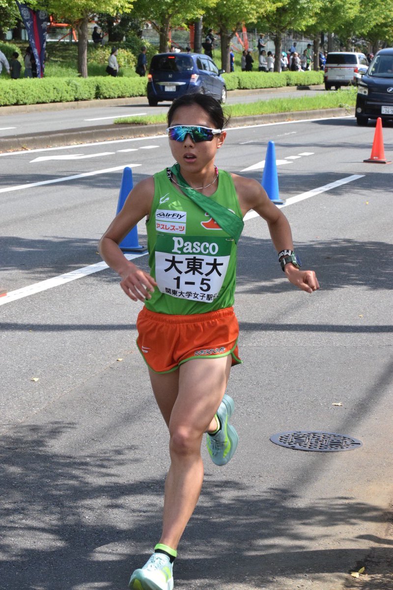 supodai's tweet photo. 【陸上競技部女子長距離】
第32回関東大学女子駅伝対校選手権大会
5区 野田真理耶 (4)選手が1位で内野小学校付近を通過しました!
#大東文化大学
#スポーツ大東編集部
#関東女子駅伝
#一芯緑hakunamatata
#BERABBITS https://t.co/Yhwk4w45SS
