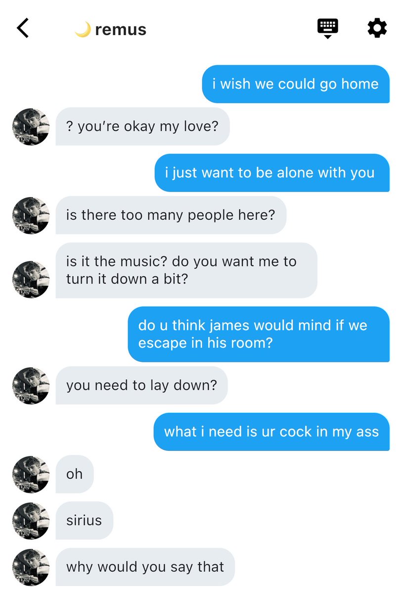 remsblvck's tweet photo. 🔞 #wolfstar #kinktober day 3: sexting 

wolfstar texting at james’ birthday party

#wolfstarkinktober26 https://t.co/RMT7Knv2ie