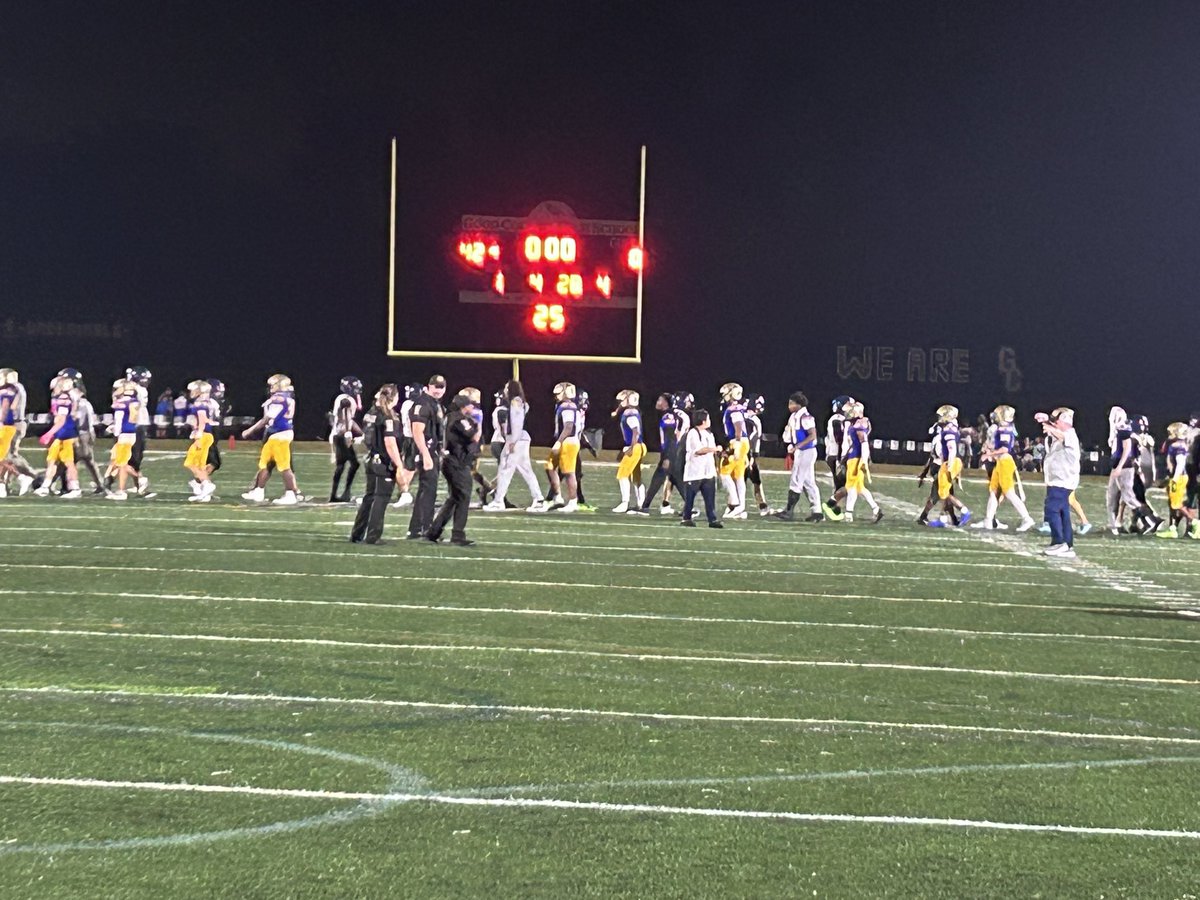 GCFalconsAD's tweet photo. FINAL from Old Vic!
Good Counsel defeats SMR Knights 42-0 for a Homecoming Victory!
#WeAreGC #HailFalcons https://t.co/WRWrzhJA2Z
