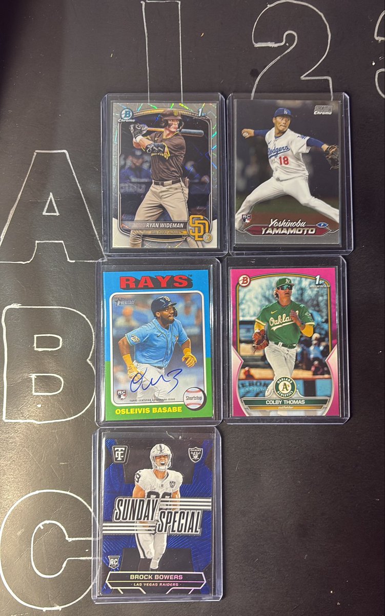 phillycardboard's tweet photo. $6 Each
Thomas /299
Bowers RC /199
Stack til TONIGHT
Shipping in Bio
#Pcstacks https://t.co/00f4ZIB3ll