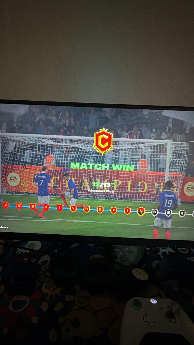 gxabino77's tweet photo. 12-3 #menfc #nickrtfm 🥱 https://t.co/od5lG58i9x