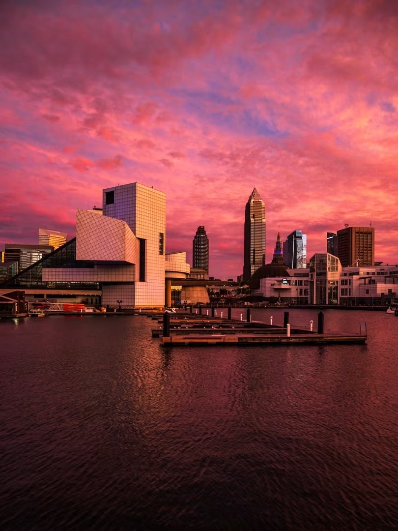 livenderhaze's tweet photo. Pink Clouding in CLE!

Credit: Russ Lang Photography https://t.co/rlkWR0WIK4