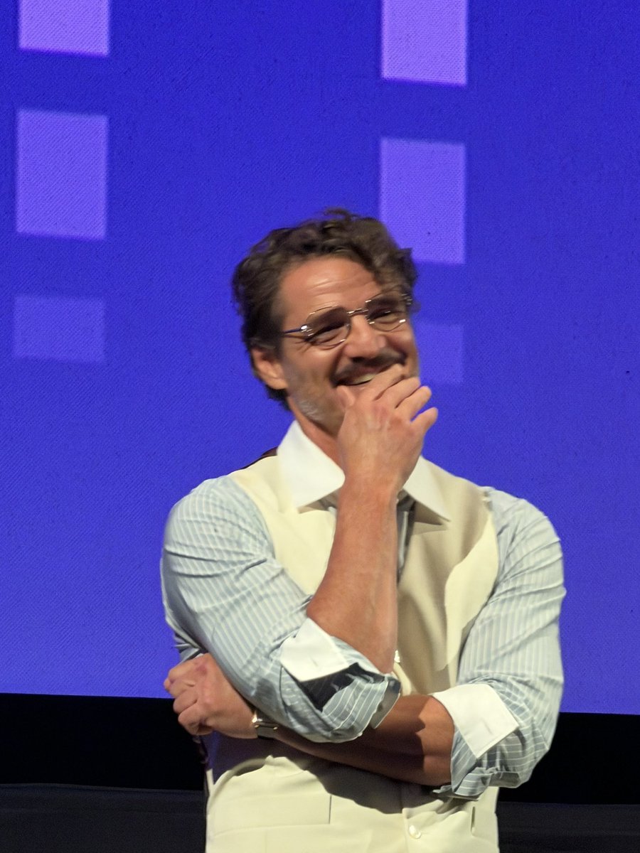 rippleblvd's tweet photo. nothing short of thrilling, behemoth! is a  stunning work that’s so tightly written it’s unbelievable. tony gilroy reveals just enough information to keep us hanging on til the next scene. pedro pascal is fantastic and olivia wilde is MAGNETIC. @TheNYFF @searchlightpics thank you https://t.co/W1ts2UhpXF