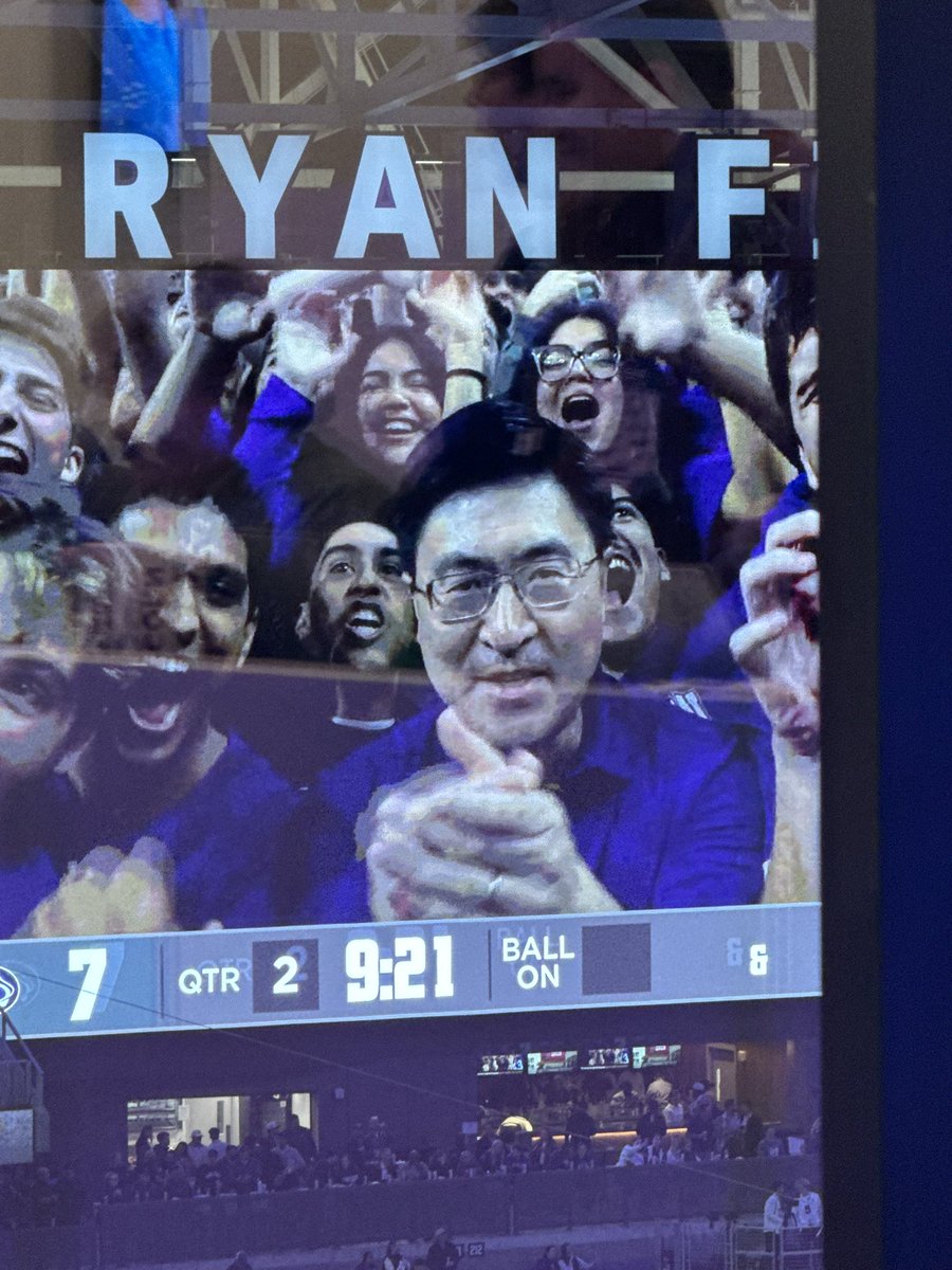 kamran_nia's tweet photo. Northwestern’s president in the student section:

“Mung in the mix.” https://t.co/q1U4UCrWZK