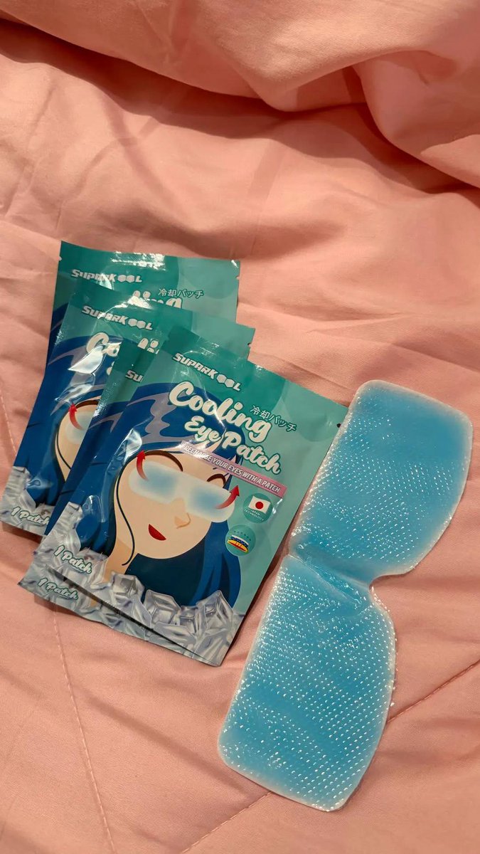 noirwishlist's tweet photo. PAKAI INI PAS TIDUR. SUMPAH, LEGAAA BANGET 😭

kalo seharian mata terasa lelah, sakit kepala, migrain, please bgt beli barang ini 😭 
Ini bisa dipakai sebelum tidur, sensasi dinginnya bikin area mata berasa lebih nyaman dan rileks. bangun tidur jadi lebih fresh✨☺ https://t.co/anOMFANihw