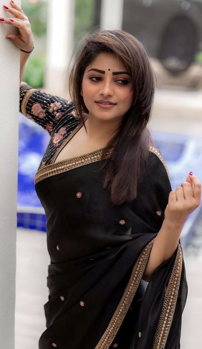 INDACTRESSPIC's tweet photo. Wishing the dimple Queen the Beautiful and Stunning Actress #RachithaRam a Happy Birthday https://t.co/jAKSBYJC6E