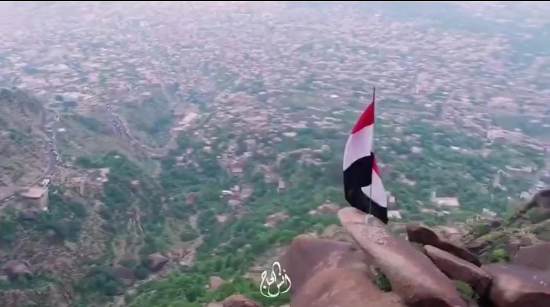 almammari9's tweet photo. والله ثم والله لن تكون #تعز ولا غيرها مكان ينعم به   الحوثي واتباعه وسيدفع ثمن كل هذه الدماء.
ونكرر دعوتنا لليمنيين أطفالكم أمانة فلا تزجوا بأنفسكم ولا بأطفالكم في حرب لا ناقة لكم فيها ولا جمل.
 الحوثي يضحي بكم ويدفع بكم إلى الموت لتتحملوا عنه ثمن مشروعه وعواقب وجرائمه https://t.co/lXazlCB6EA