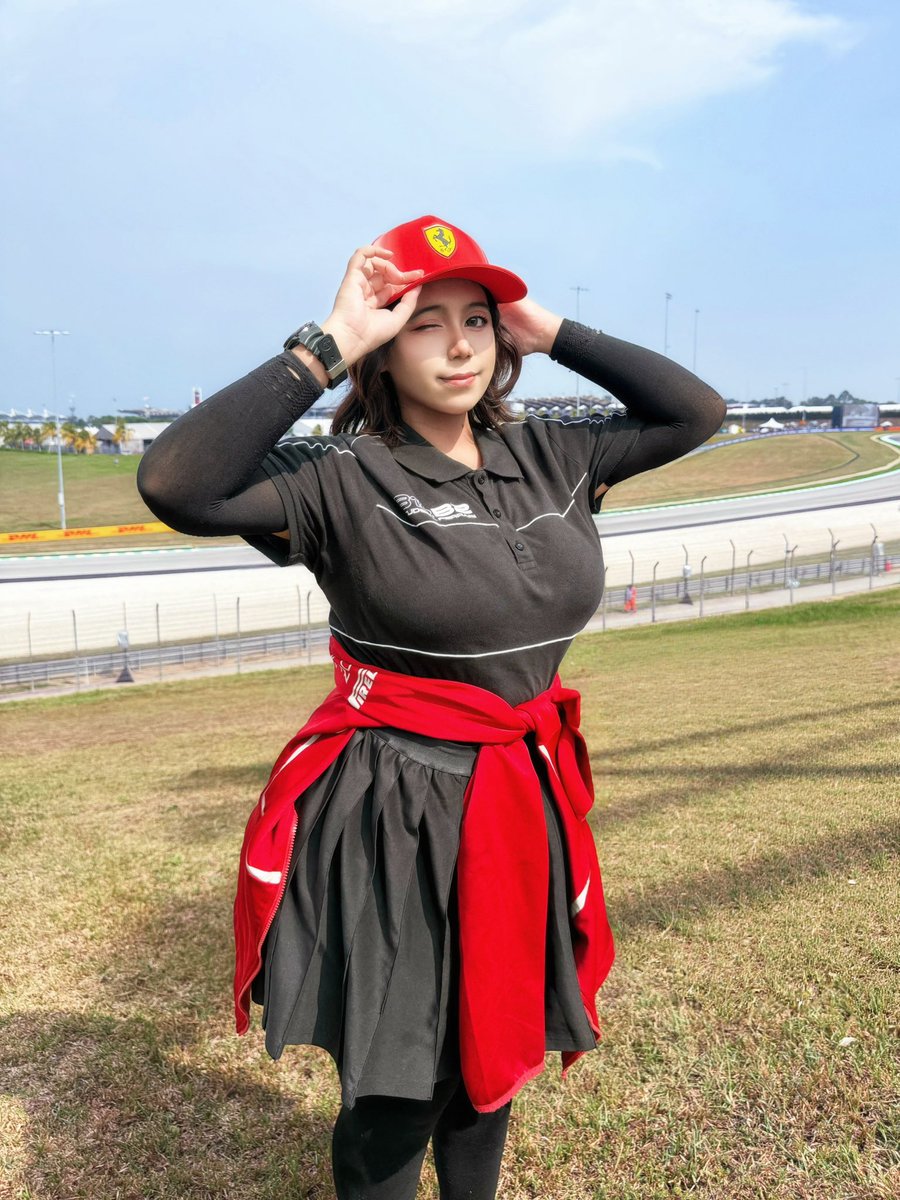 elyanasparks's tweet photo. D-1 in Formula 1!✨🏁🏎️ dream came true, I get to go to F1  and watch the race irl!! I’m happy and grateful to be able to be here!🥹✨

WOOHOOO CHARLES LECLERC IS THE FASTEST ON 2ND PRACTICE LFGGGGGGG FORZA FERRARI‼️‼️‼️‼️ https://t.co/u653RVcxrL