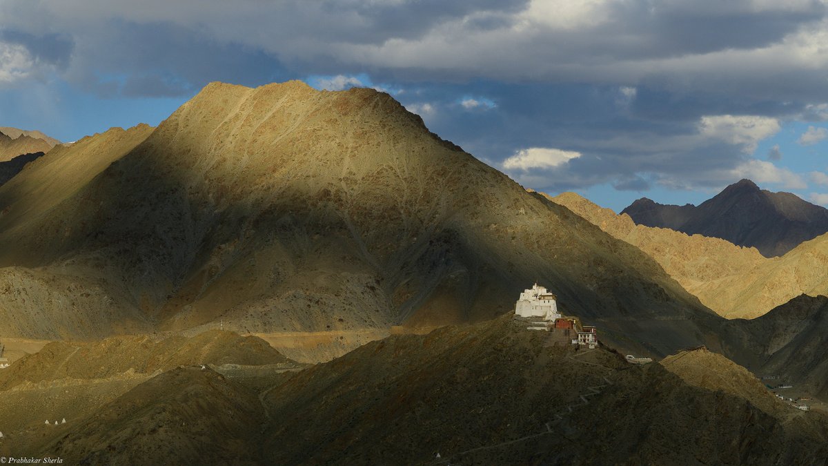 Ariemog's tweet photo. Ladakh 2026: Light, stone, and silence in perfect harmony. Storms, snow peaks, ancient monasteries, winding roads, and glacial rivers reveal the timeless soul of the Himalayas. https://t.co/4nA7HEpW0Q