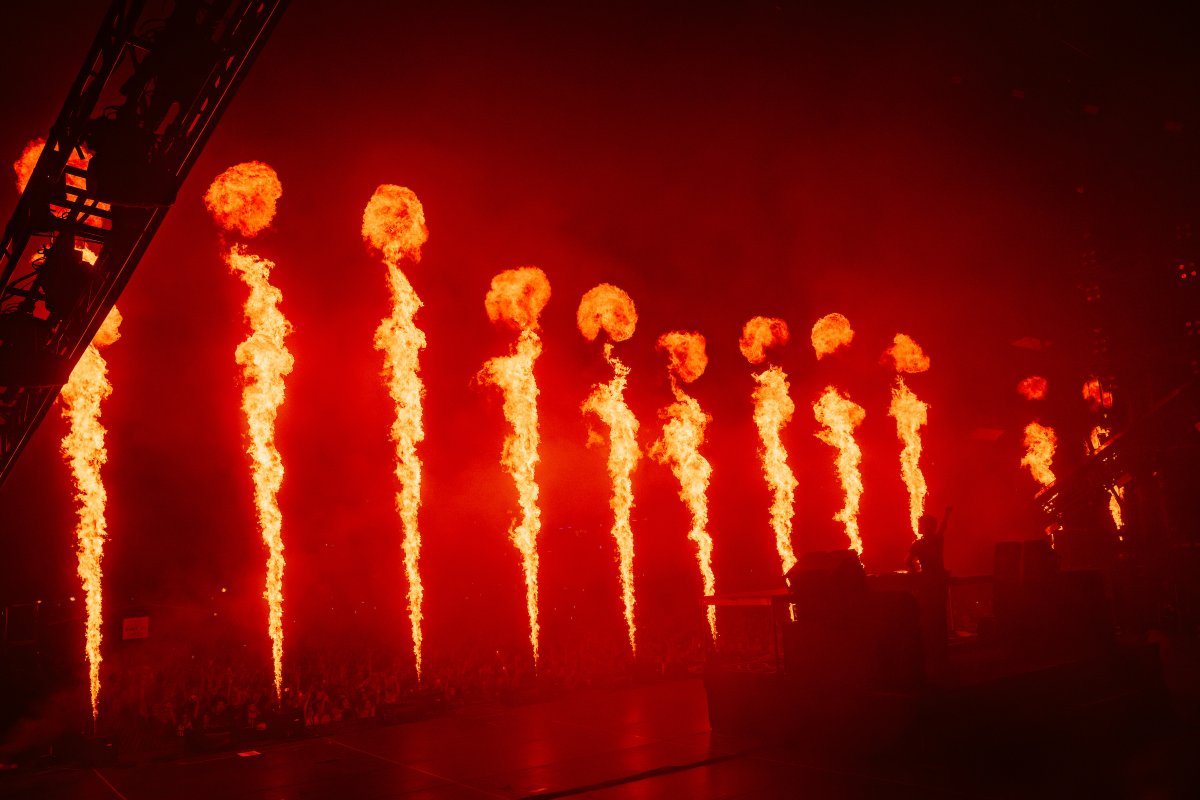 aclfestival's tweet photo. WE ROWDY @SKRILLEX https://t.co/byb4a1aPnS