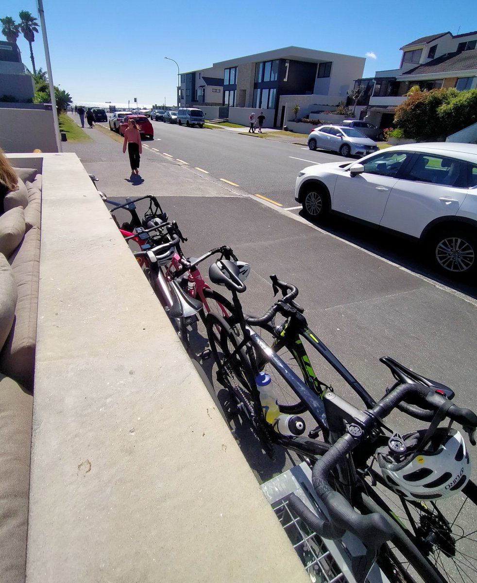 GenWhitson's tweet photo. Thanks to the chain gang for towing me home today when my legs gave in at 126kms and 4hrs of solid riding #refuel #training #coaching #cycling https://t.co/ZKIREPWzlx