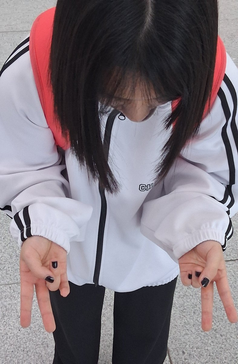 Female825979's tweet photo. 퇴근!!!!!!!!!!!! https://t.co/7YHbgs4rUO
