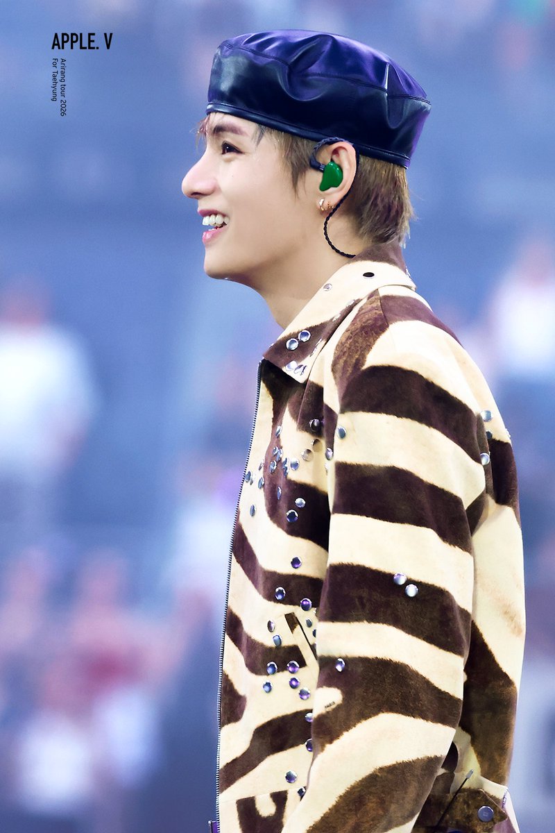 APPLE_V_KR's tweet photo. 이쁜 태형이
💜🐯
#TAEHYUNG #BTSV #BTS_WORLDTOUR_PARIS https://t.co/VaZITX08he