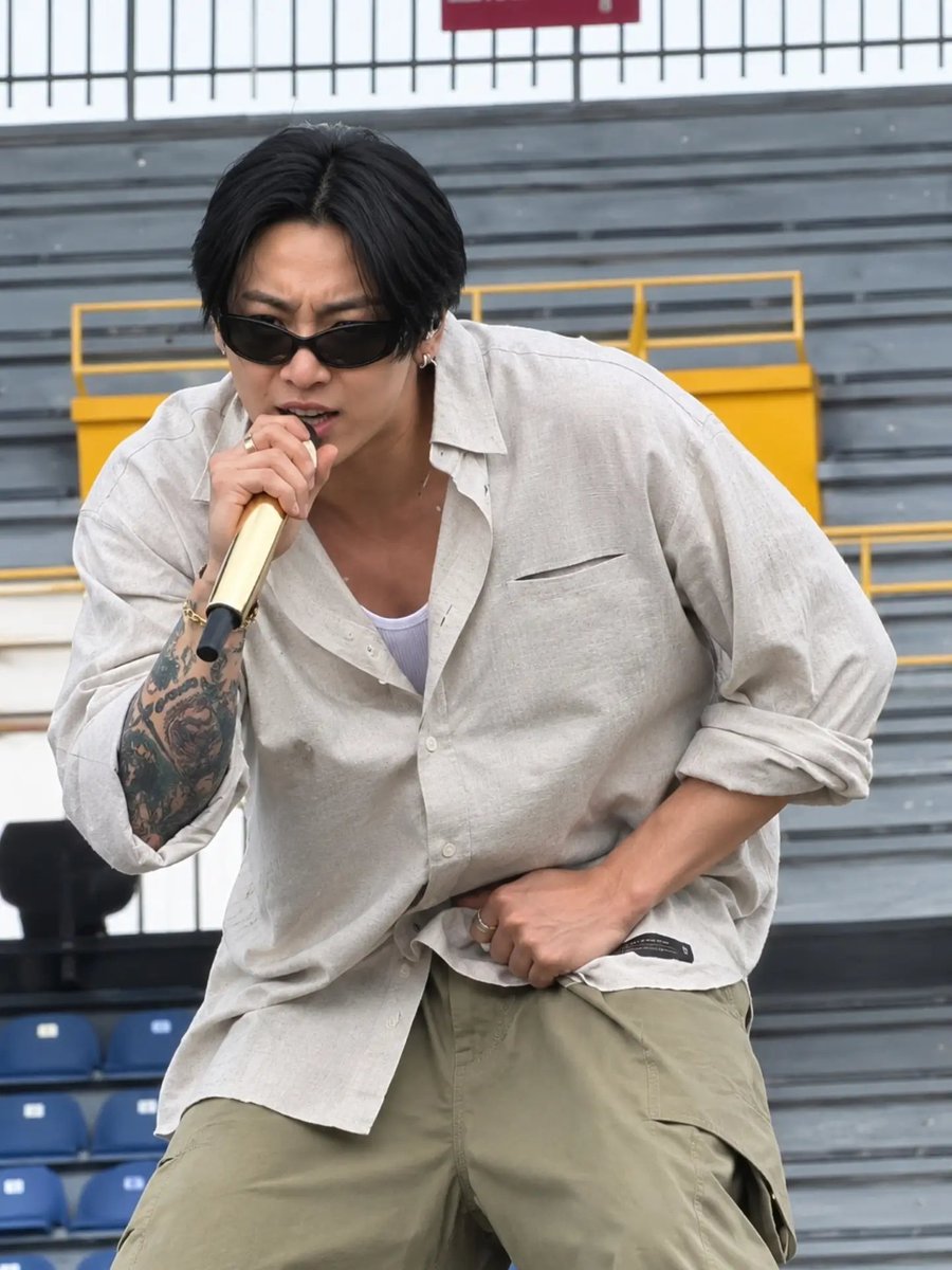 Jungkoo_gukkk97 tweet picture