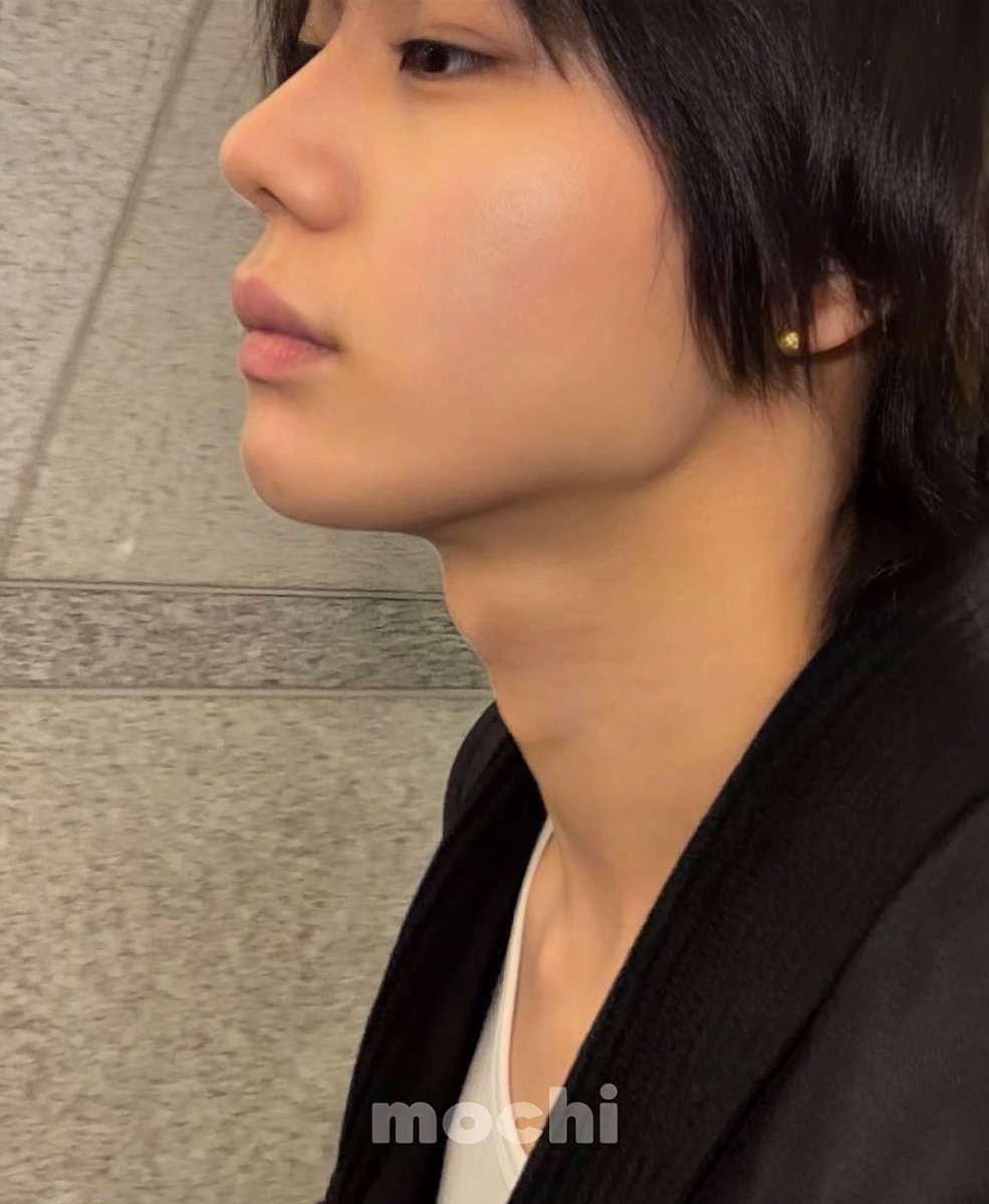 cchocohyul's tweet photo. ohyul's bareface is so pretty ohmy .. https://t.co/jkiXmqaWDq