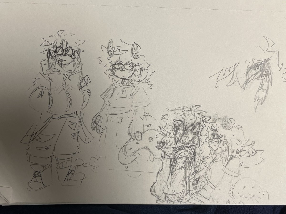 maxwellfusion's tweet photo. #phisart #biohazart #phisnom #phicest
Day 11
sketches cus lowk forgot to make time to draw cus i worked out after work instead of going straight home 😭 https://t.co/xqHQoRiB5c