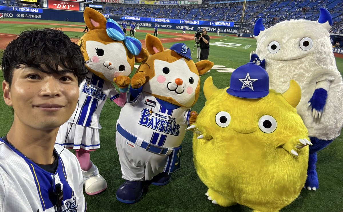 mickey_thm's tweet photo. レギュラーシーズン残り2試合、今日と明日連勝へ！！
明日は横浜スタジアムで試合が行われます！
レギュラーシーズン最終戦もマスコット達と盛り上げます！！！

#baystars https://t.co/Tdy0FWcEqX