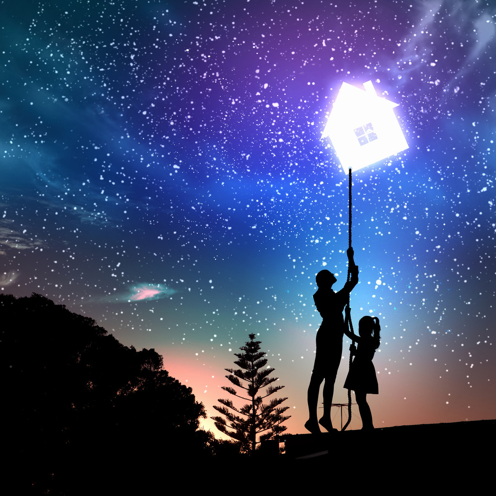 BlakelyYaran's tweet photo. Hoy jugamos a buscar las estrellas en el jardín, compartimos risa y momentos cálidos juntos. ， https://t.co/2YdVkvpnIX