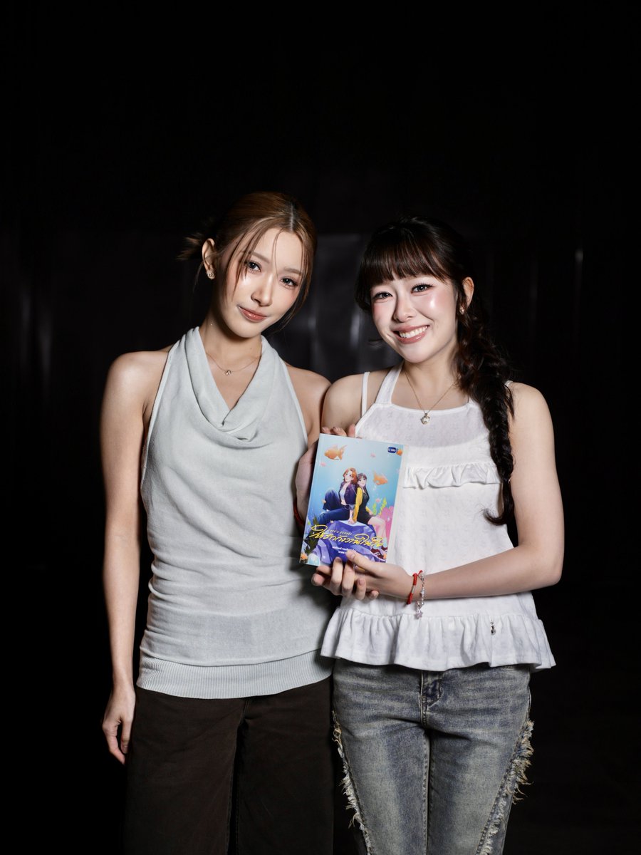 GmmtvShop's tweet photo. เจ้าหญิง - มิวนิค พร้อมแล้วที่จะมาเจอกับทุกคนใน งานเปิดตัว นวนิยาย “ให้รักกังวานในใจ Love’s Echoes” งาน GMMTV FANIVAL 2026 : Happy Family

#LovesEchoes 
#GMMTVFANIVAL2026HappyFamily
#GMMTV https://t.co/k0sxiDsFTh