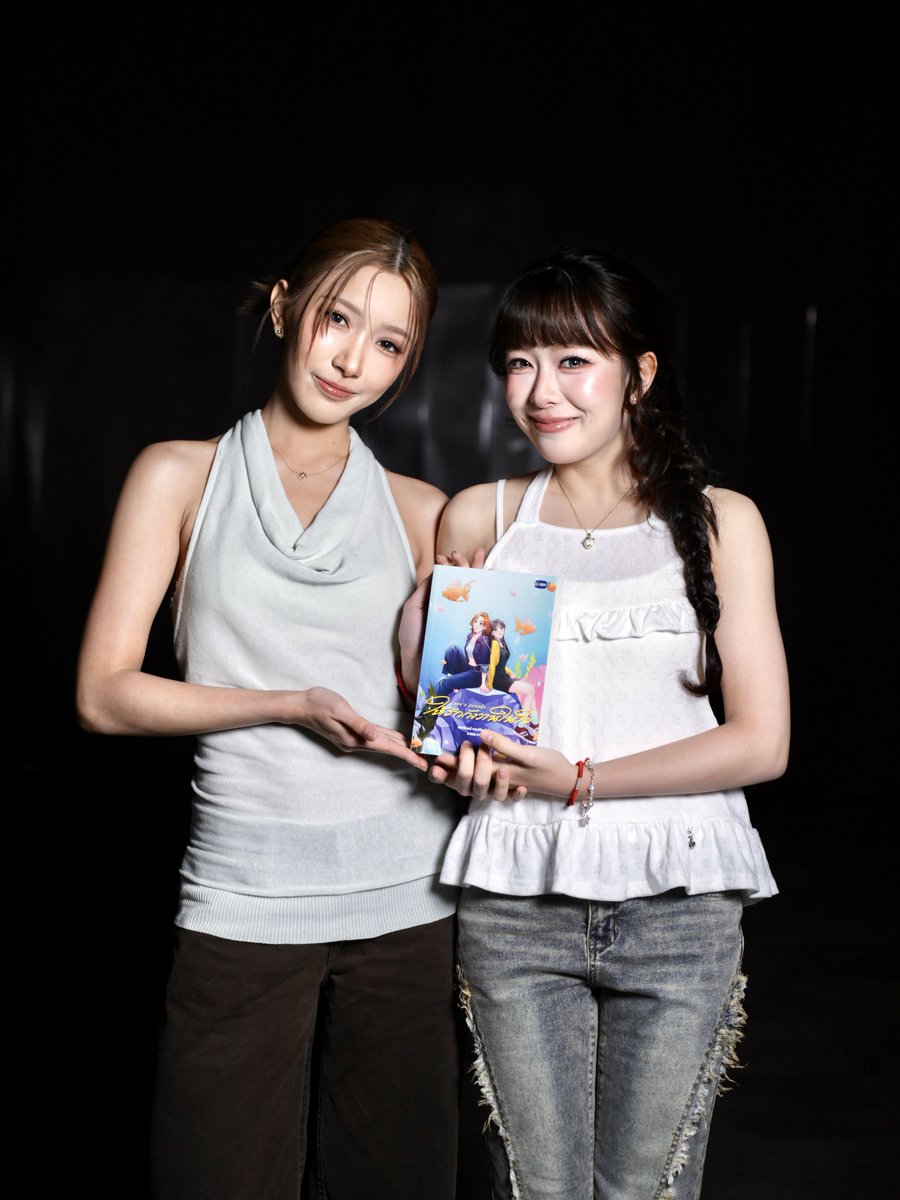 GmmtvShop's tweet photo. เจ้าหญิง - มิวนิค พร้อมแล้วที่จะมาเจอกับทุกคนใน งานเปิดตัว นวนิยาย “ให้รักกังวานในใจ Love’s Echoes” งาน GMMTV FANIVAL 2026 : Happy Family

#LovesEchoes 
#GMMTVFANIVAL2026HappyFamily
#GMMTV https://t.co/k0sxiDsFTh