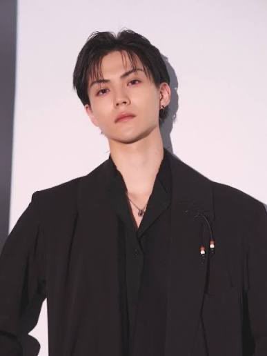 IconicRankings's tweet photo. 🏆 2026 ASIAN ARTISTS OF GLOBAL INFLUENCE
Top 15 Final Standings:

1. Zee Pruk (10.24M)
2. Hideyoshi Kan (9.69M)
3. Lingling Sirilak (9.63M)
4. NuNew Chawarin (9.24M)
5. Lena Lalina
6. Becky Armstrong
7. Orm Kornnaphat
8. Shen Yue
9. Bas Hatsanat
10. Tian Xuning
11. NI-KI
12. Yoko Apasra
13. Faye Peraya
14. Por Suppakarn
15. Ju Jingyi