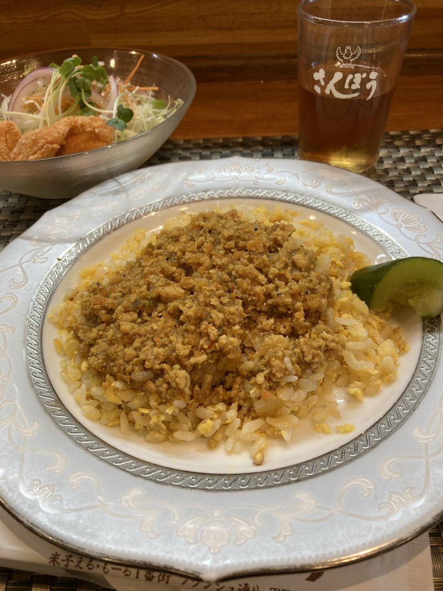 minestroneko's tweet photo. 岡山から「やくも」で米子。
I LVE…の駅メロ、心地良過ぎた！
さんぼうでドライカレー食べて
勝田神社お参りして、松江に向かいます！ https://t.co/Z8Q63VabH9