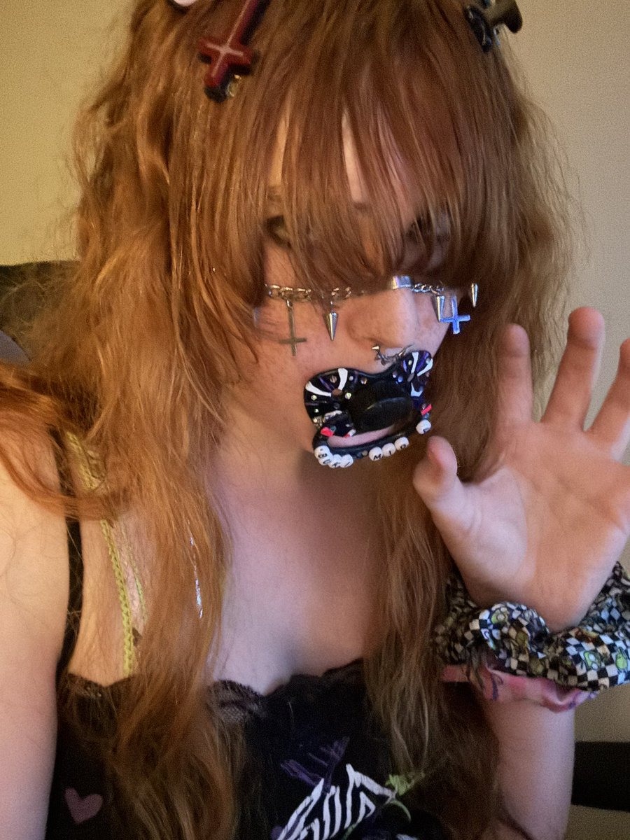 chubbytummyrubs's tweet photo. my panties lowkey smell https://t.co/2i8F5KzOAf