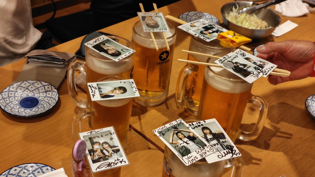MatsuZc11's tweet photo. 初の静岡遠征で、初のFILLTER呑み😁🎵
もちろんソフトドリンクです😤👍

#BNSIの夏 #FILLTER 
#あいとのあいことば 
#AI(@BNSI_AI )
#BNSI(@BNSI_official ) https://t.co/eGyVuwyPoK