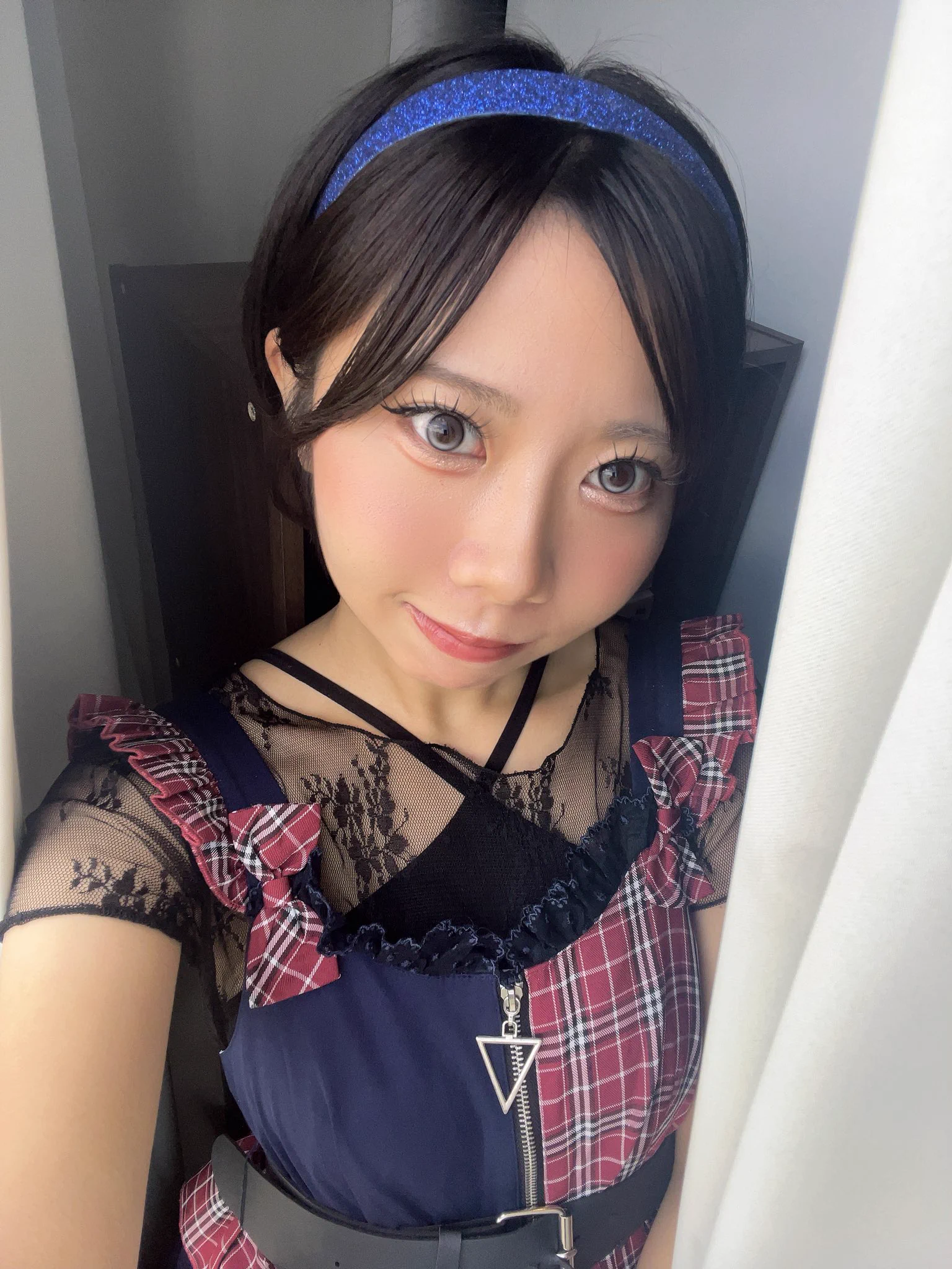 SHIORI【LONDON BLUE】/詩織 (@58shio58) / X