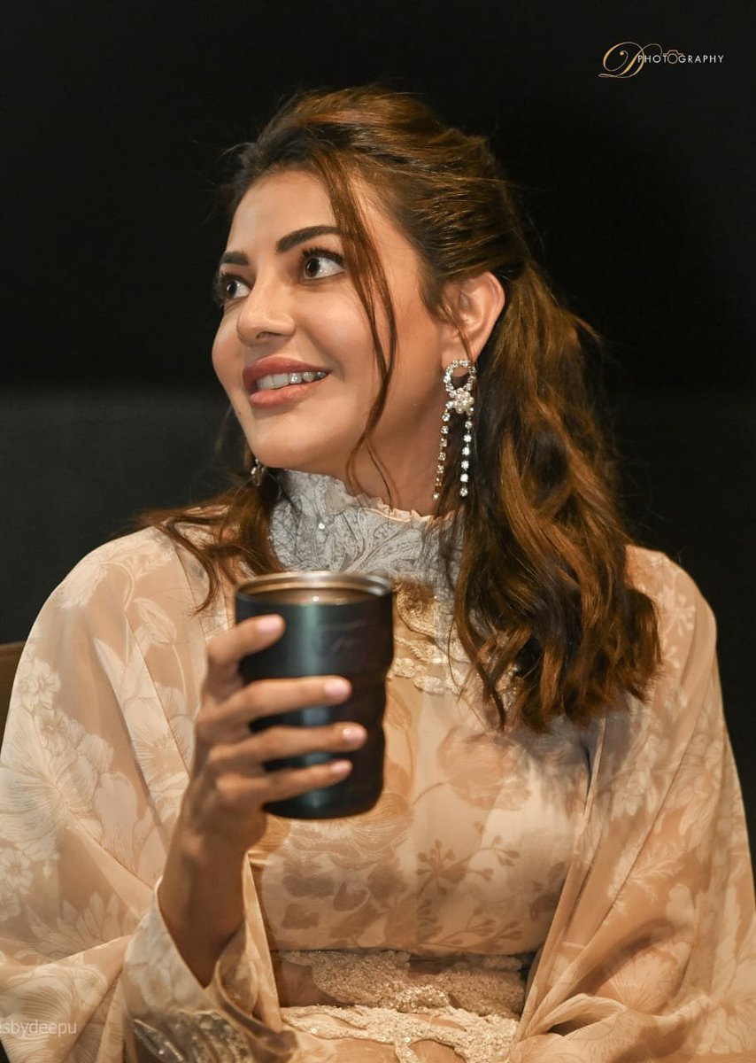 ReSudhar66270's tweet photo. So lovely ❣
#KajalAggarwal forever 💥
#Kajal ❣💥 https://t.co/1L7m1H1z9O
