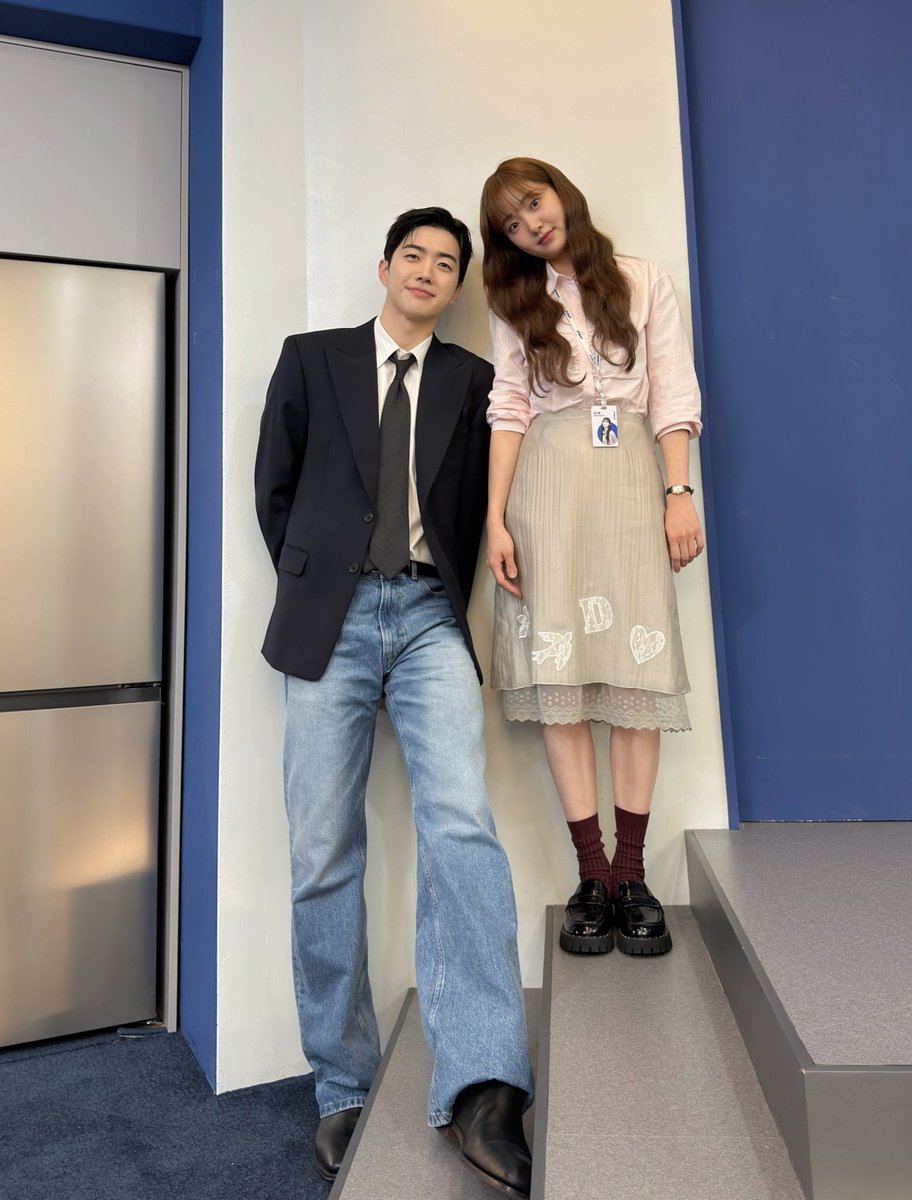skyshobie's tweet photo. casting directors.. another one please 🚶🏻‍♀️➡️🧎🏻‍♀️ https://t.co/F7ZxOE7Co8