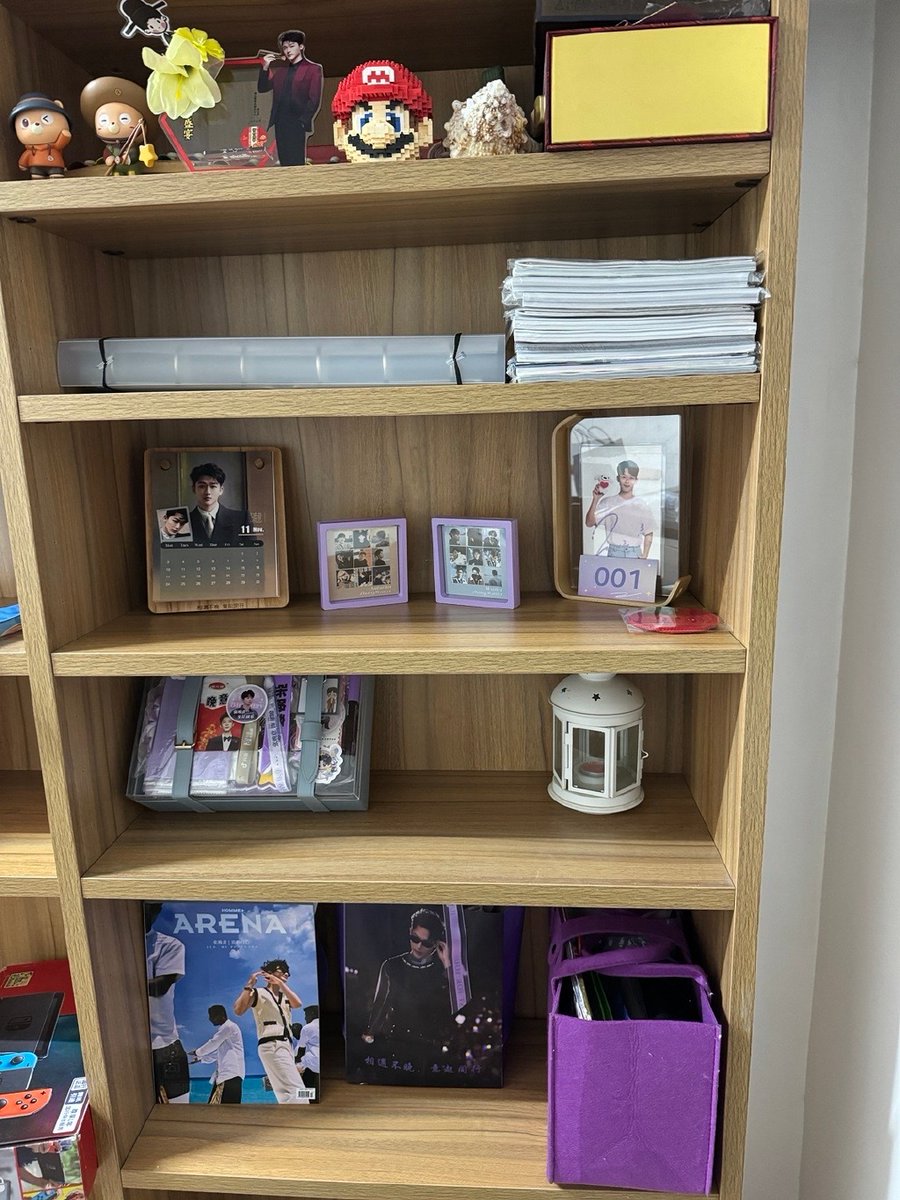 AaliyahRoddhfp's tweet photo. Organicé mis cosas viejas y encontré memorias que no recordaba. Menos desorden, más espacio para nuevas alegrías! https://t.co/qr6Kb1YqW6