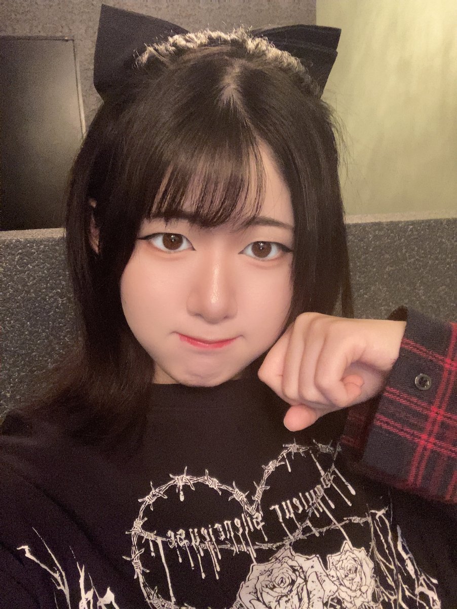 honeycomb_ayane's tweet photo. 10/3 ハニカムライブ
ありがとうございました！
やっと喉が本調子って感じする！
夜も来てくれると嬉しいな💙🎵
#綾音
#あやね
#ハニカムプロモーション https://t.co/zUA78mOwB4