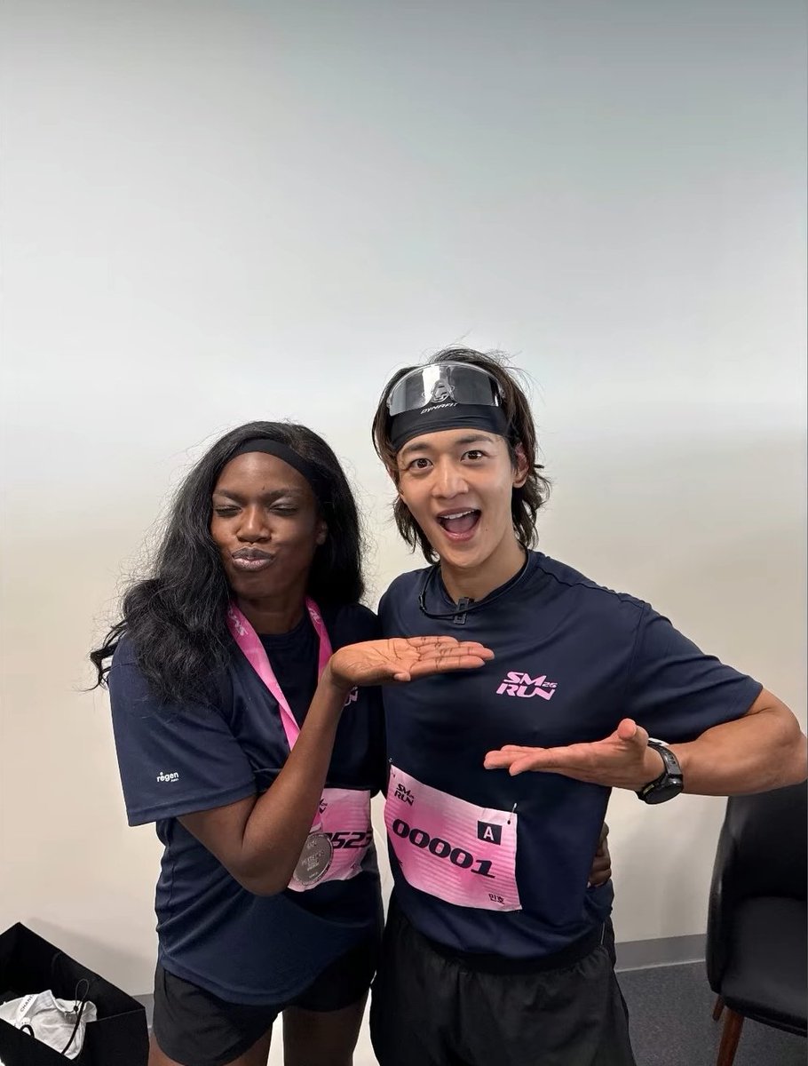 Shinee_Fan_Base's tweet photo. #MINHO &amp; #KANY together at SMRUN 26 🤍

🔗https://t.co/BeNSbOI7dC https://t.co/qh3B2KGsmi