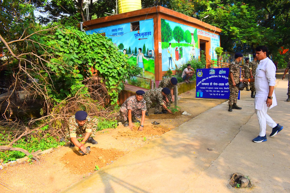 RaipurRange's tweet photo. Participation in Cleanliness drive : Clean India, Developed India!🇮🇳*  On the occasion of Gandhi Jayanti, the Swachhata Hi Seva-2026 campaign was actively observed  across Units &amp; Offices of #RANGERAIPUR, CRPF, with enthusiastic participation in cleanliness and sanitation drive. https://t.co/fGfDWYdH7A